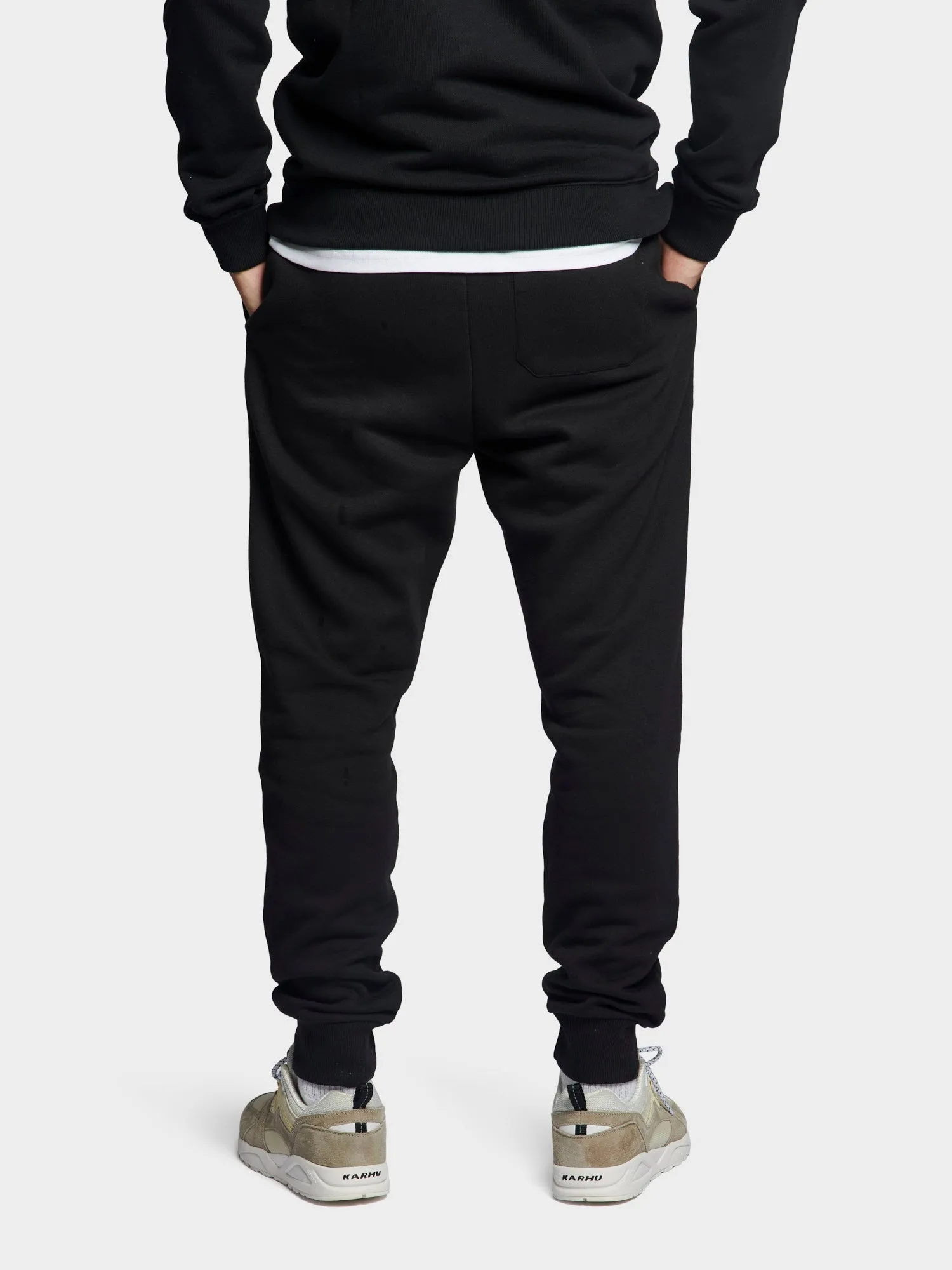 Classic Sweatpants in Black