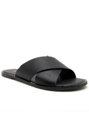 Weekend Mode Slip on Sneaker in Black